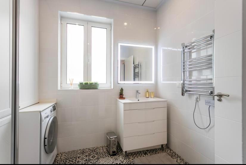 Lovely Barrio Apartment *
