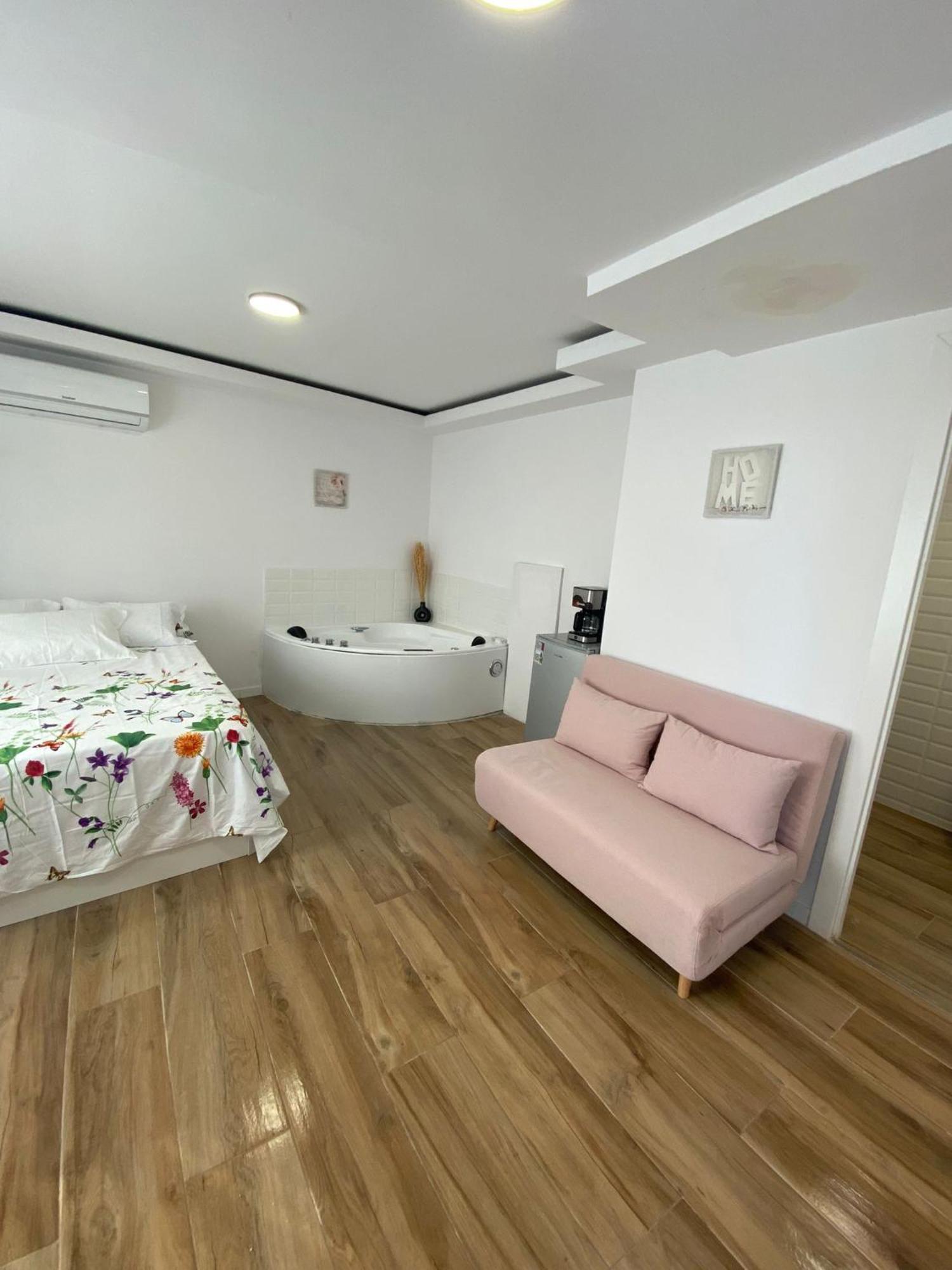 Liebeshotel Playa Postiguet Alicante