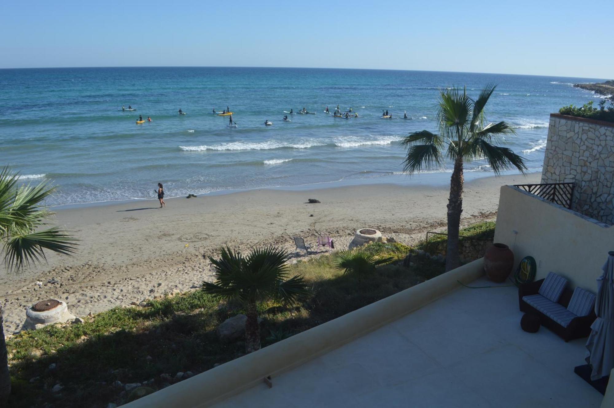 Apartamento Excepcional Amanecer Al Borde De Playa Y Mar, En Roquetes