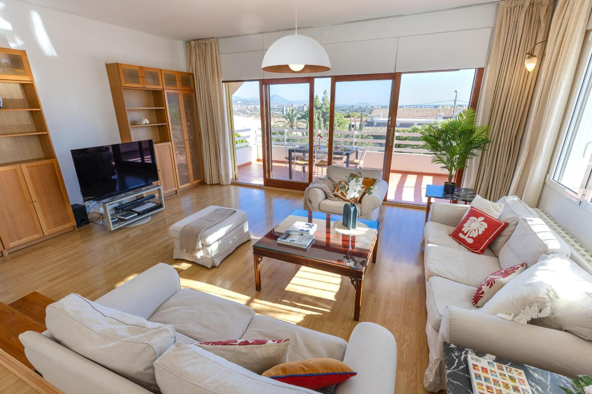 Urban Elegance By Fidalsa Villa *