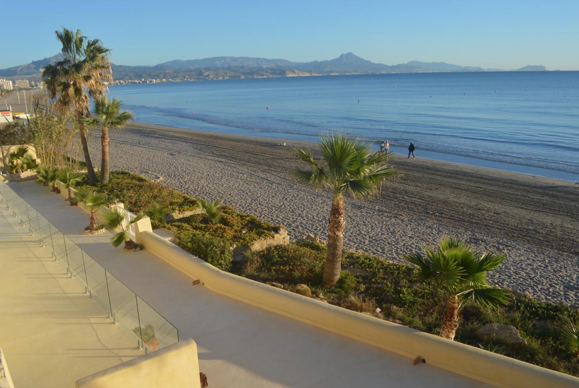 Apartment Maravilloso Amanecer Cabo A Pie De Playa Y Mar En Roquetes Alicante