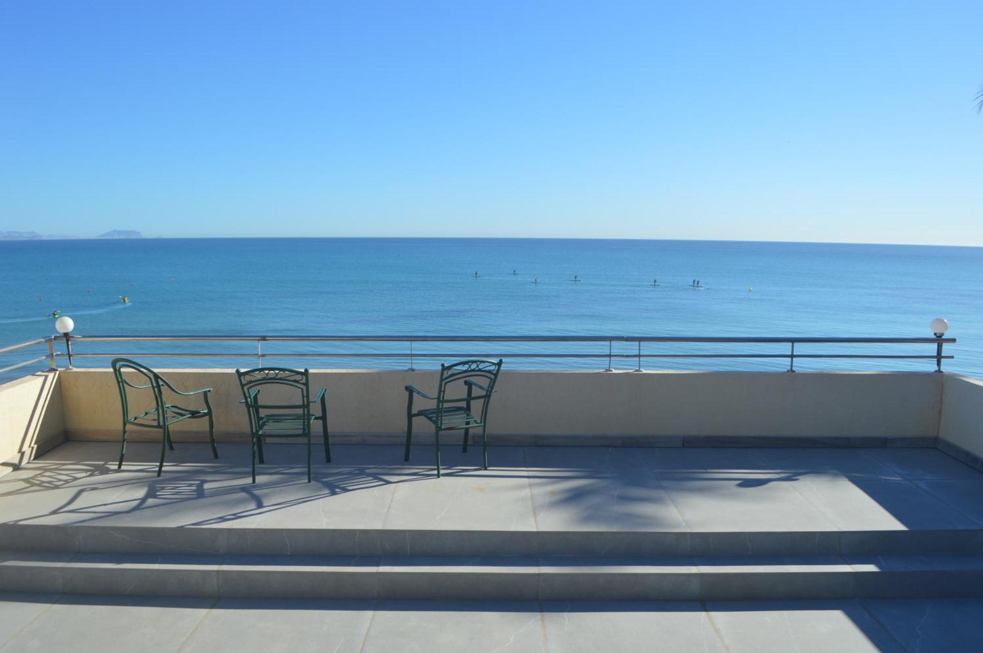Apartamento Excepcional Loft A Pie De Playa En Roquetes