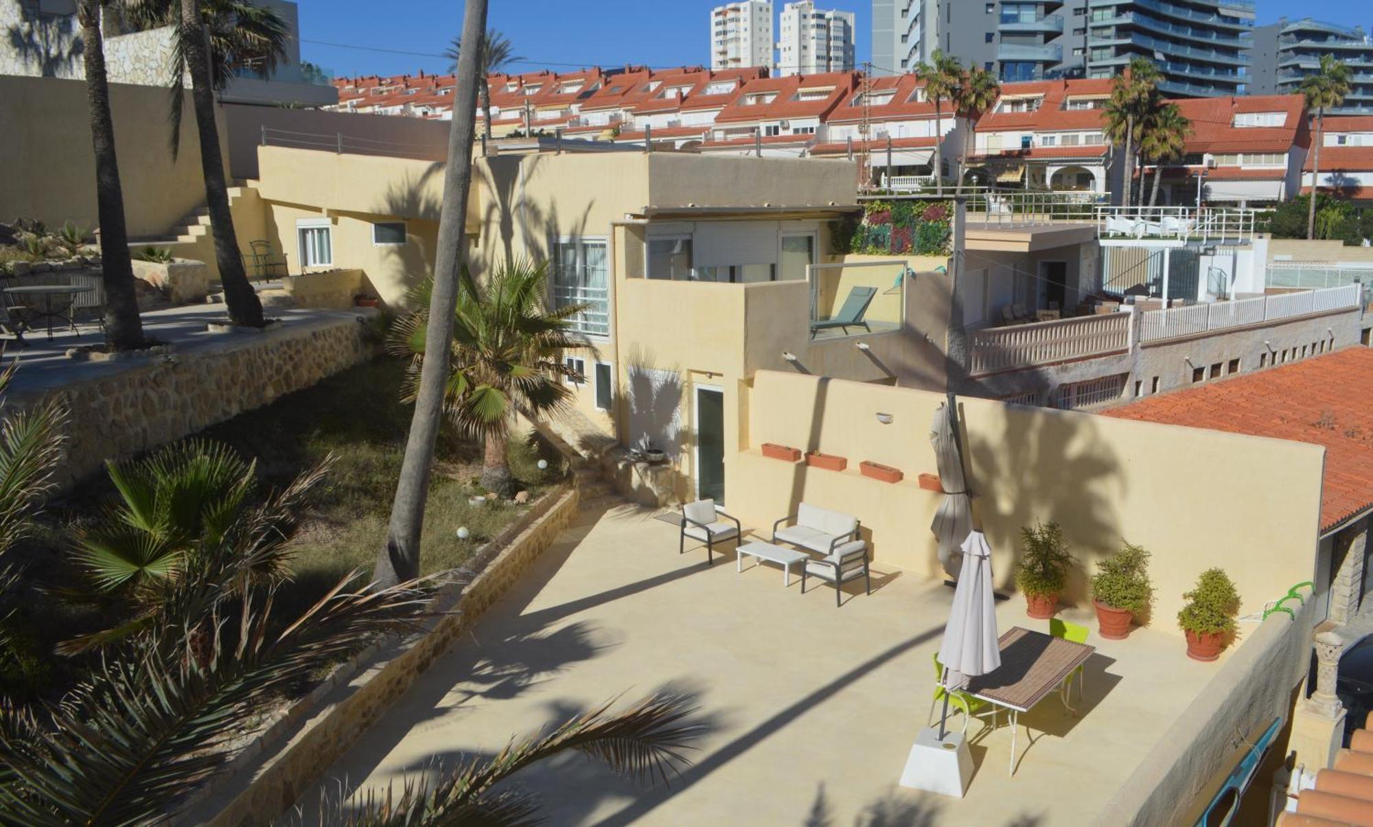 Excepcional Loft A Pie De Playa En Roquetes Huoneisto *