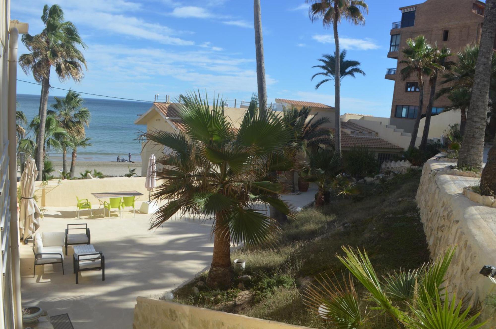 Huoneisto Excepcional Loft A Pie De Playa En Roquetes *