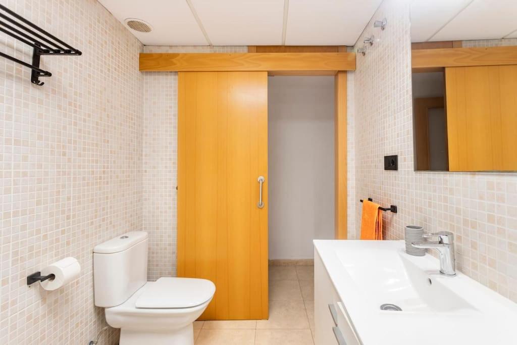 Apartamento Castelplace Con Plaza De Garage Incluida, Free Parking And Ac
