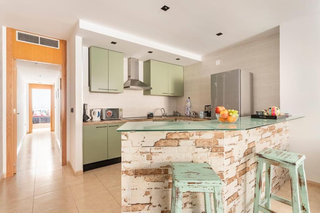 Castelplace Con Plaza De Garage Incluida, Free Parking And Ac * Alicante