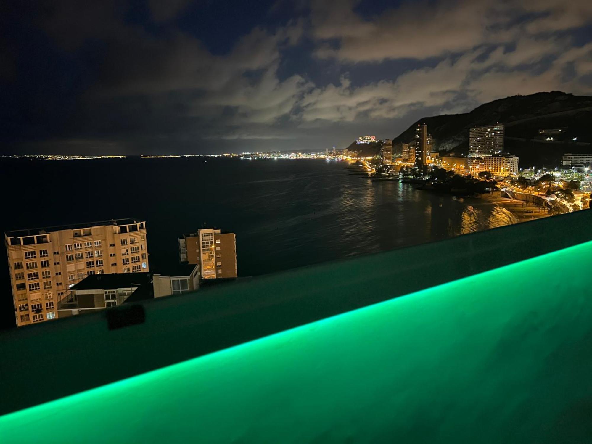 Apartamento Relax Frente Al Mar De *