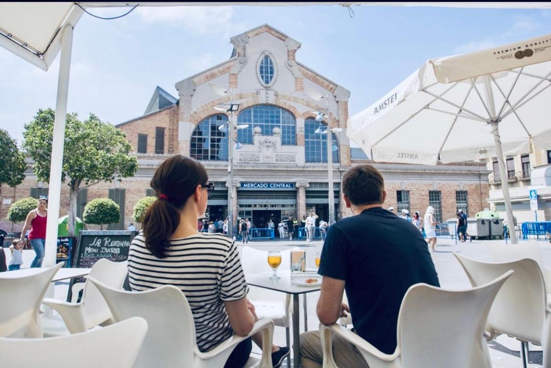 Desconecta Junto Al Mercado De * Alicante