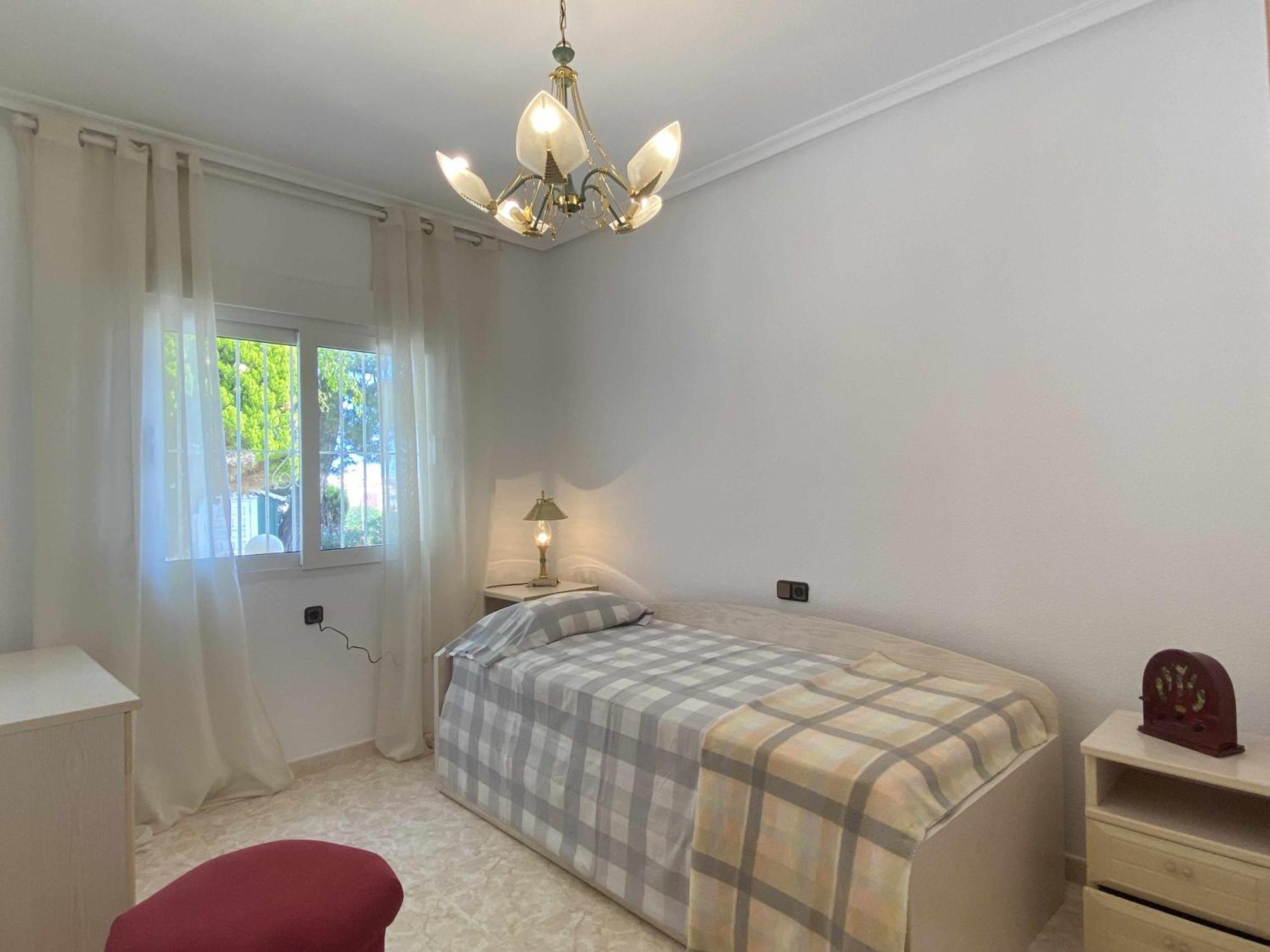 Villa Encantadora Con Piscina En Playa Flamenca