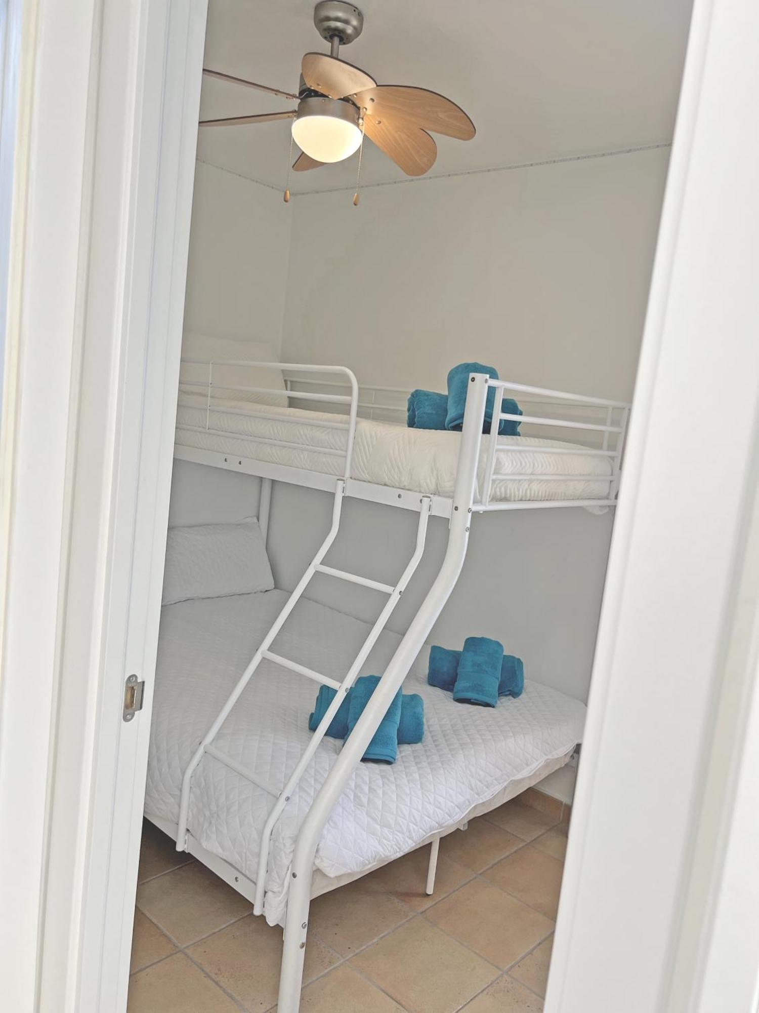 Puro Centro. 500m Del Mar. A/c Apartment Alicante