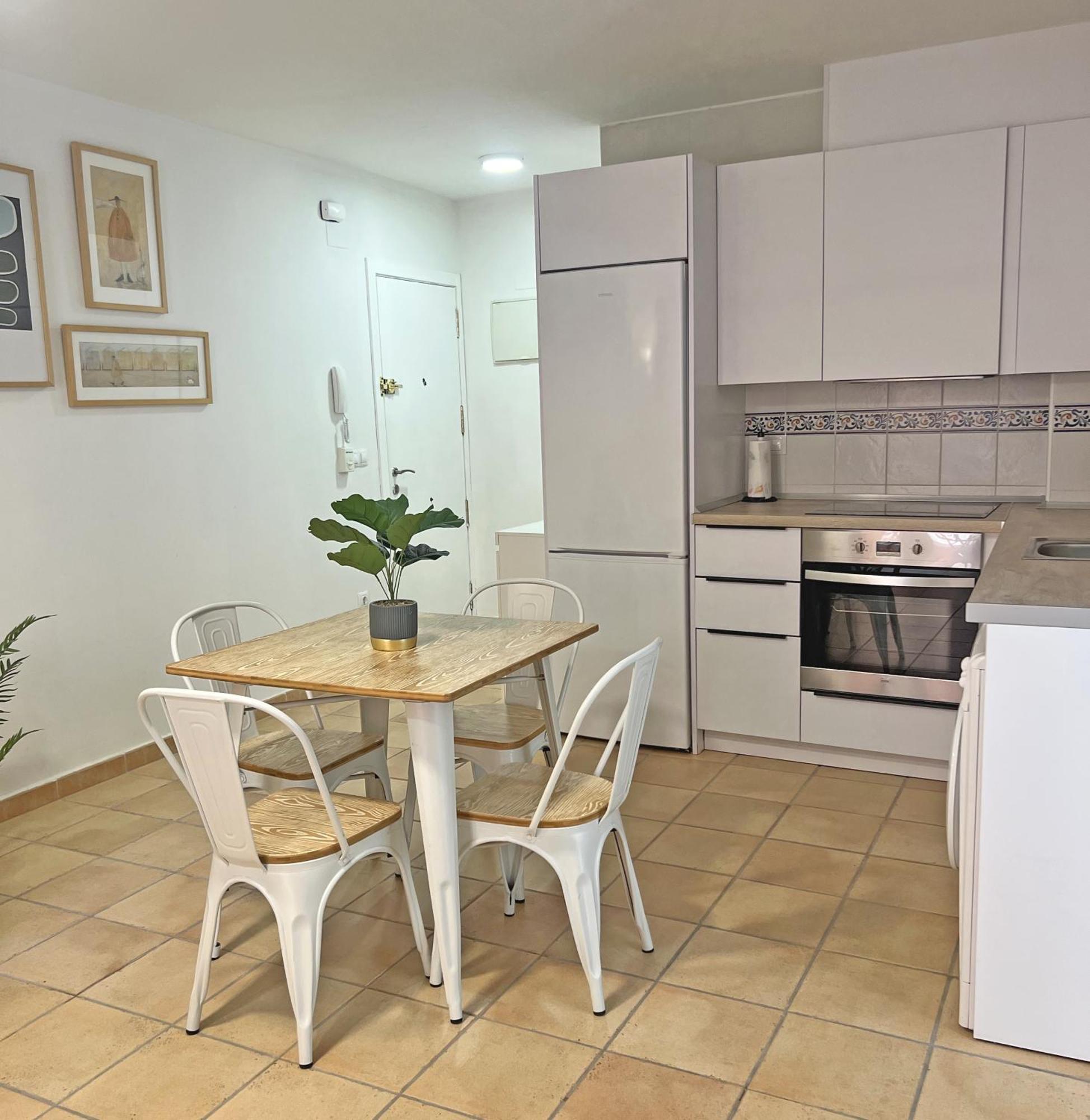 Apartment Puro Centro. 500m Del Mar. A/c Alicante