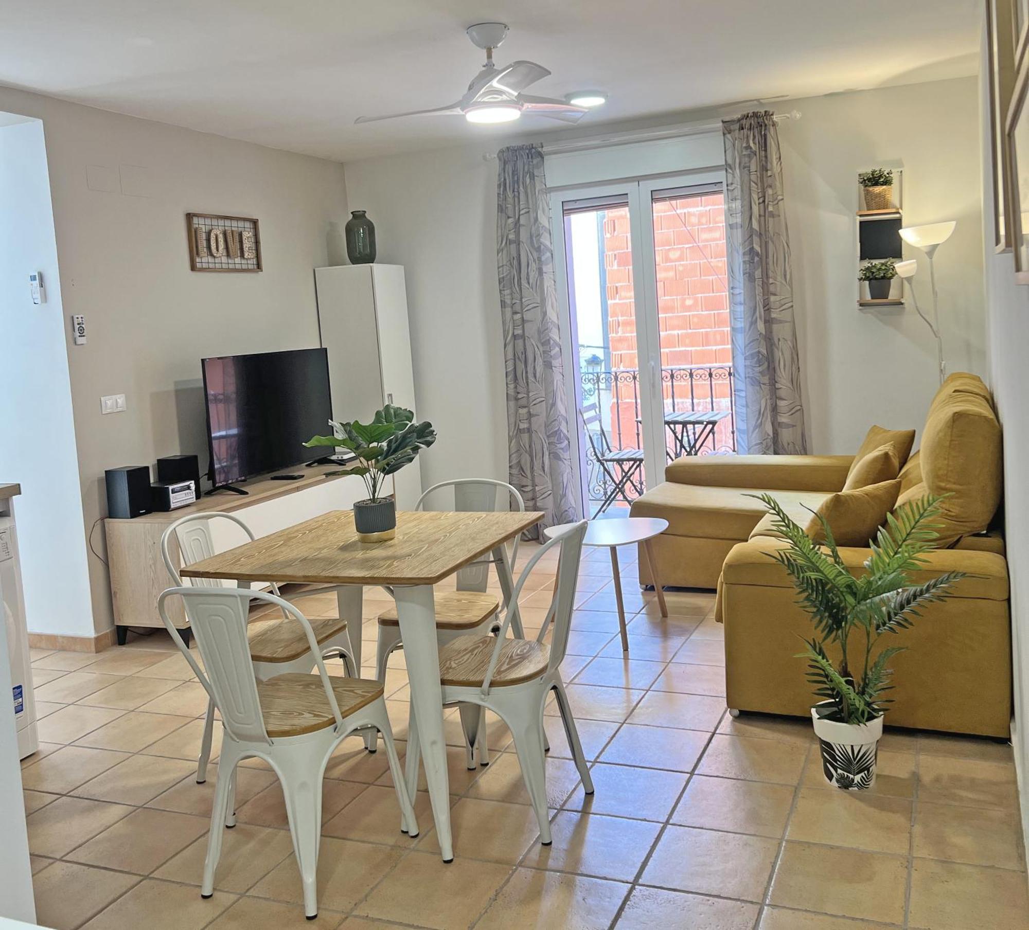 Puro Centro. 500m Del Mar. A/c Apartment Alicante