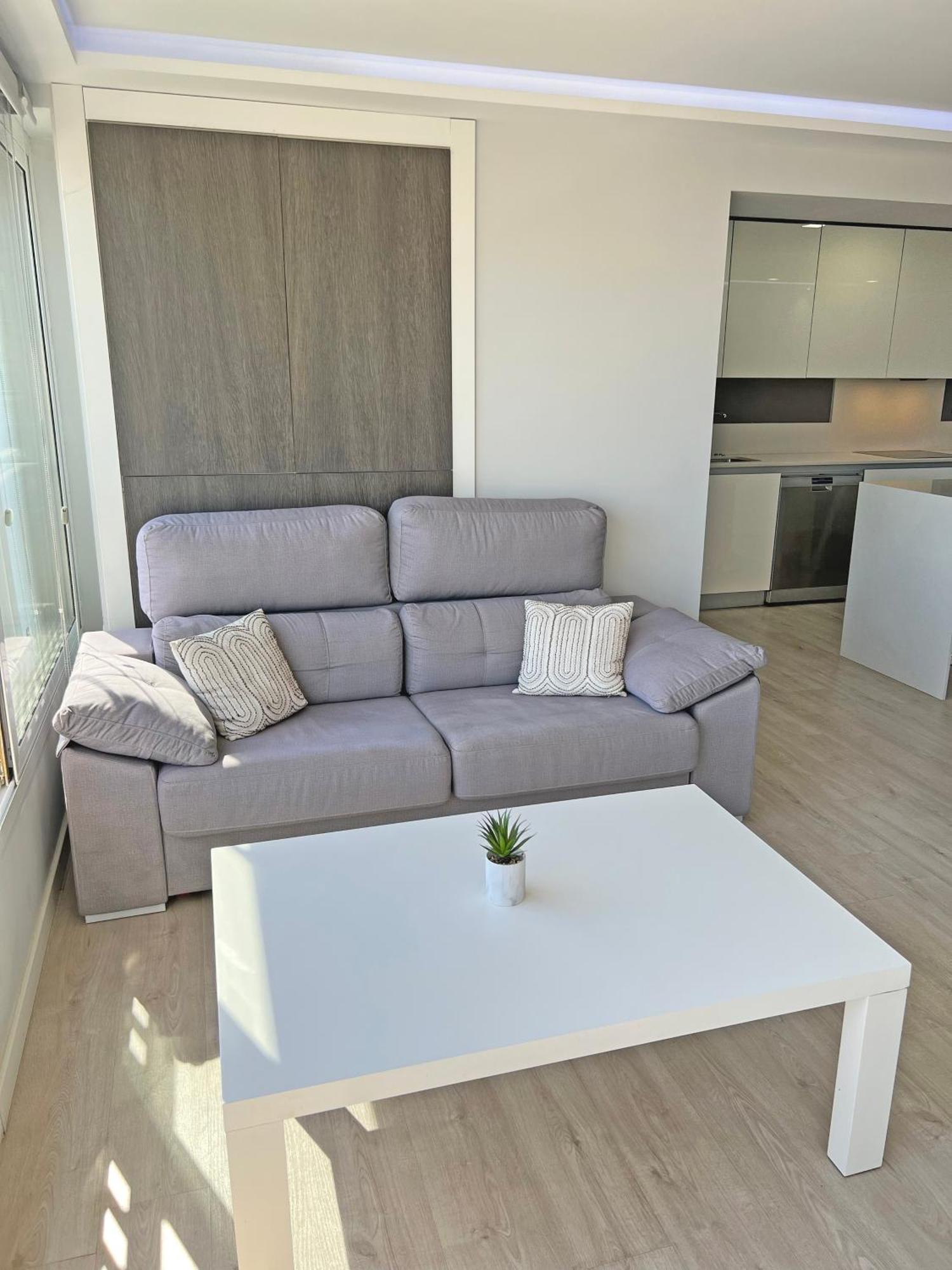 Lujo En La Playa. Parking Gratis Apartamento *