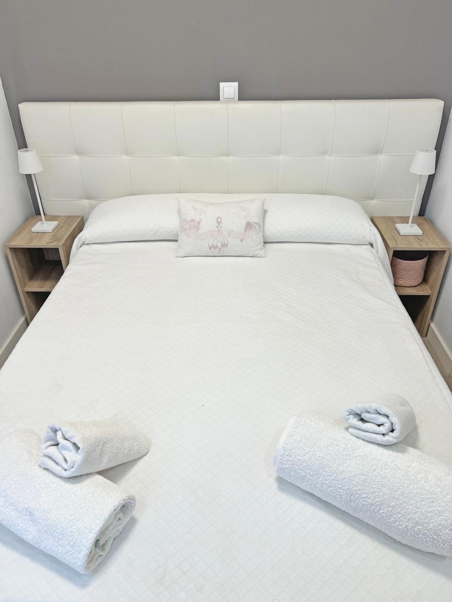 Lujo En La Playa. Parking Gratis Apartamento