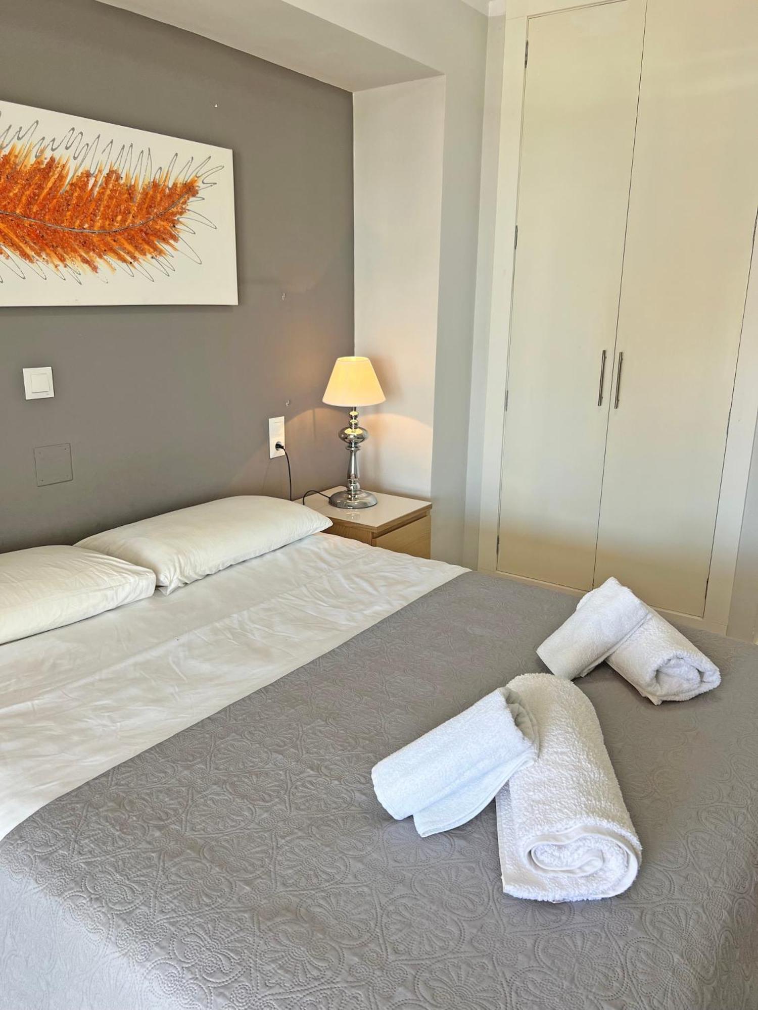 Apartamento Lujo En La Playa. Parking Gratis *