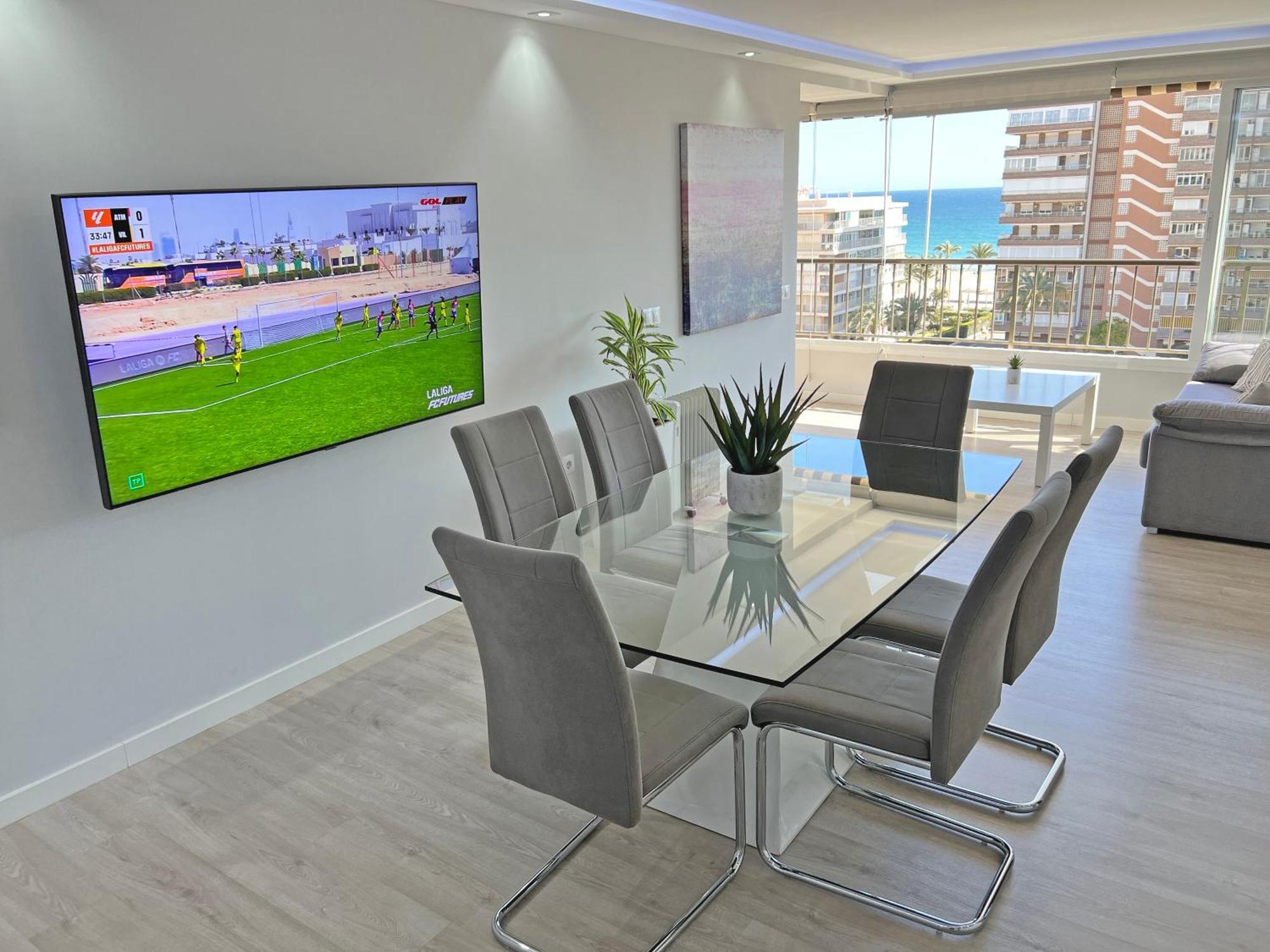 Lujo En La Playa. Parking Gratis Apartamento
