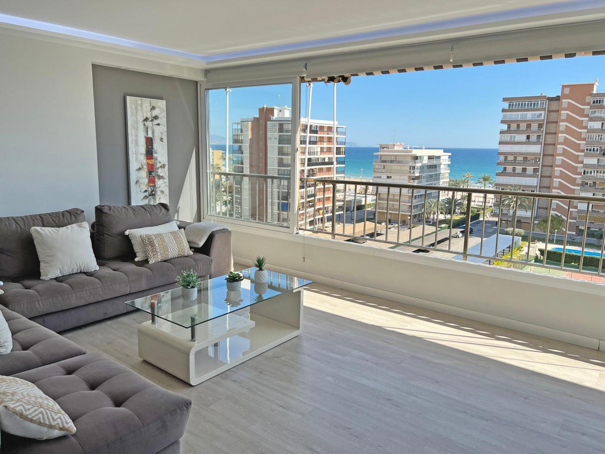 Apartamento Lujo En La Playa. Parking Gratis *