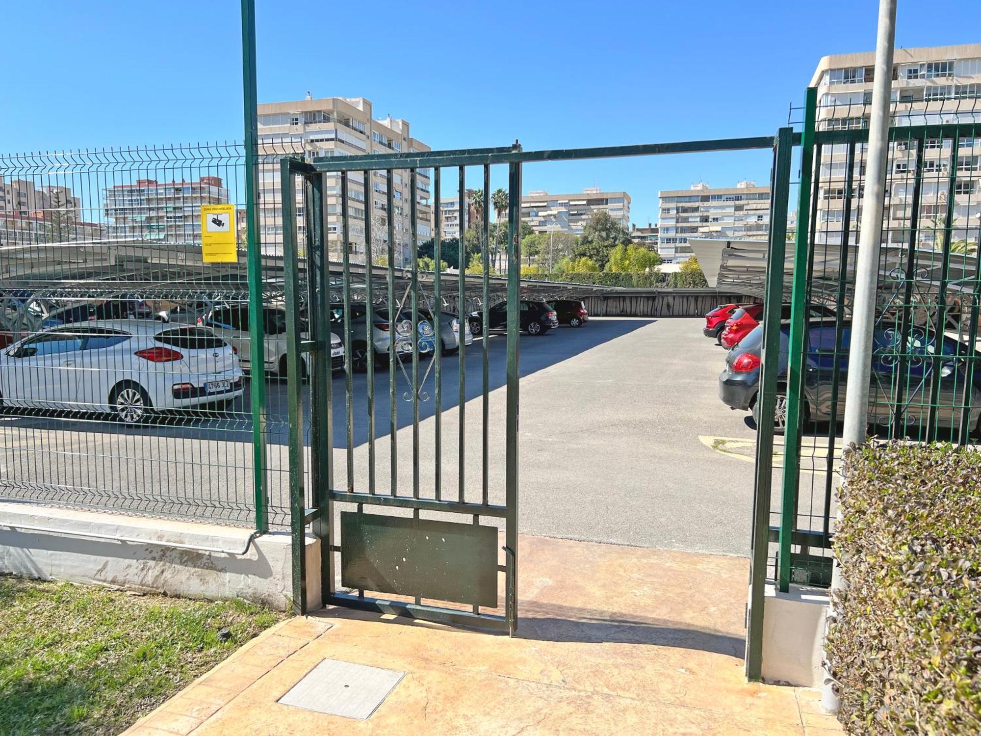 Lujo En La Playa. Parking Gratis