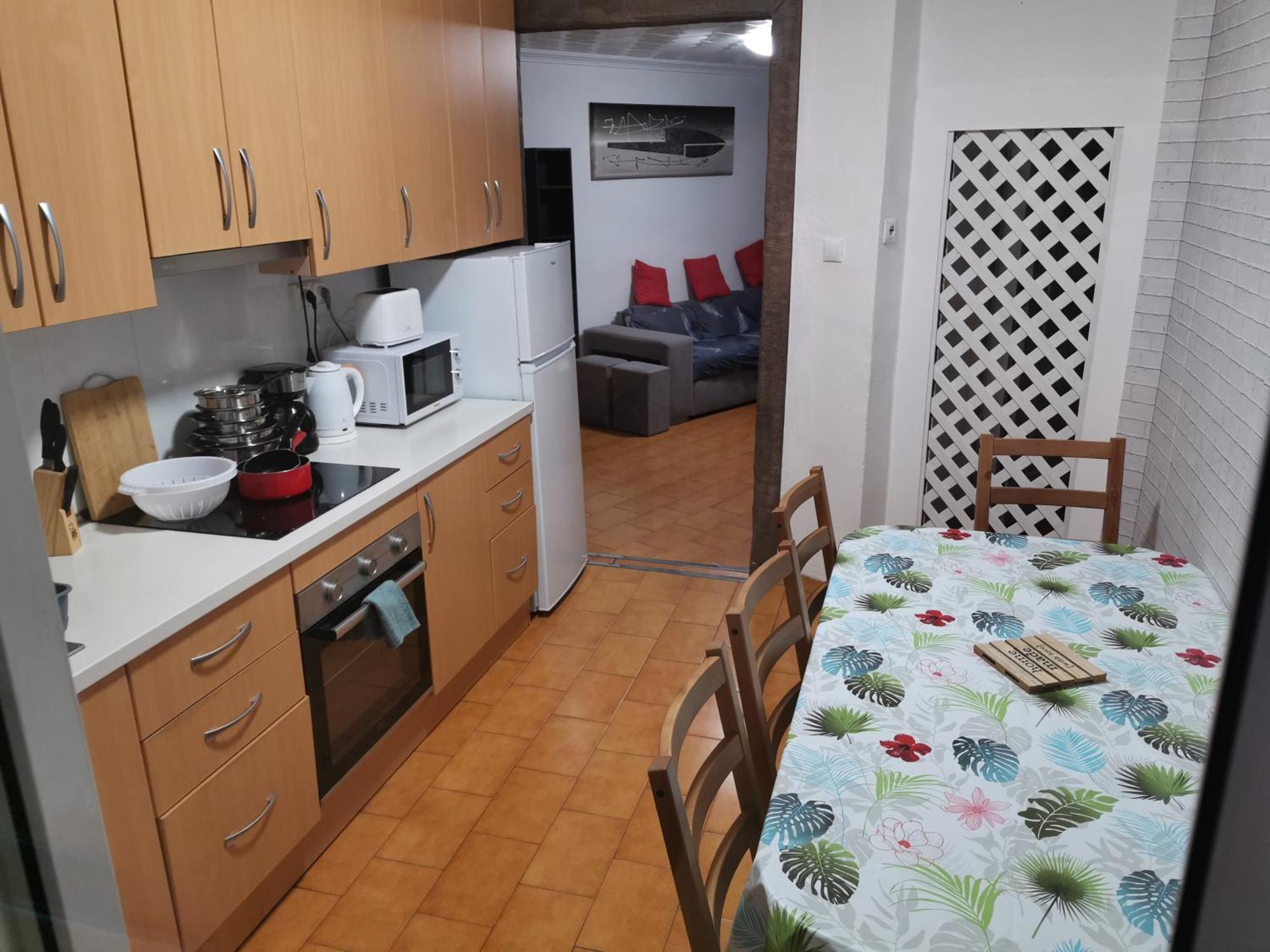 Apartment Manila-home,2 Banos-bathrooms *