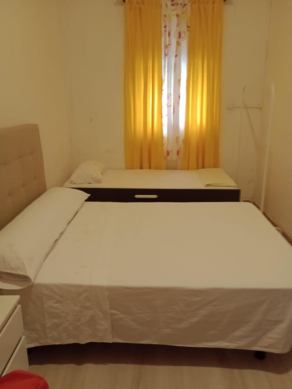 Aurora With Private Bathroom
