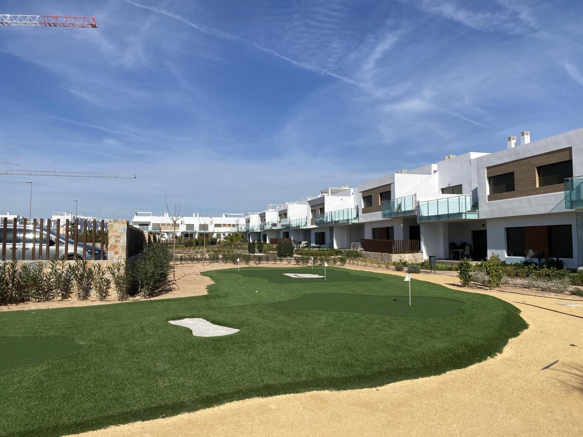 Impresionante En Zona De Golf Huoneisto Alicante