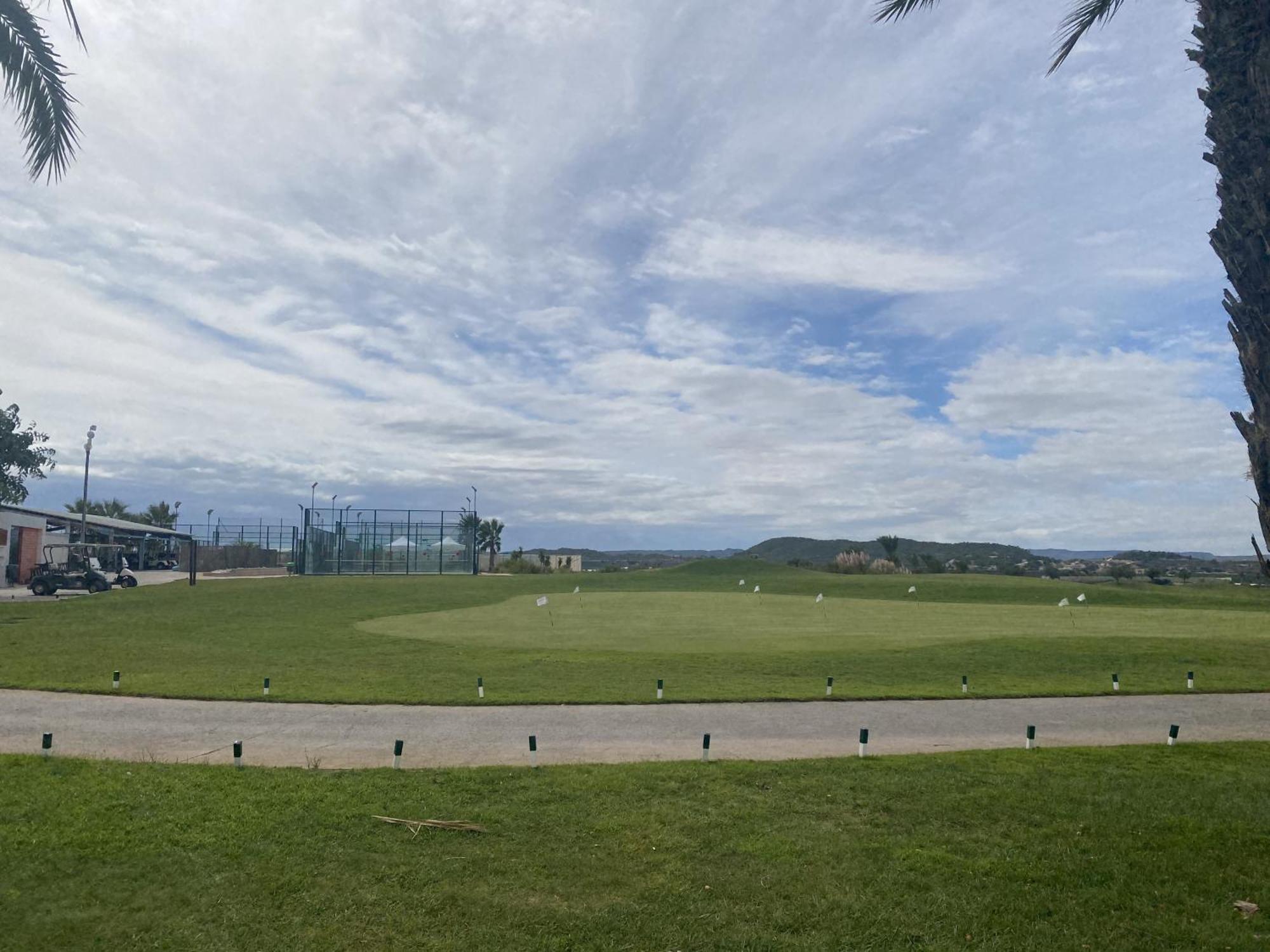Apartamento Impresionante En Zona De Golf