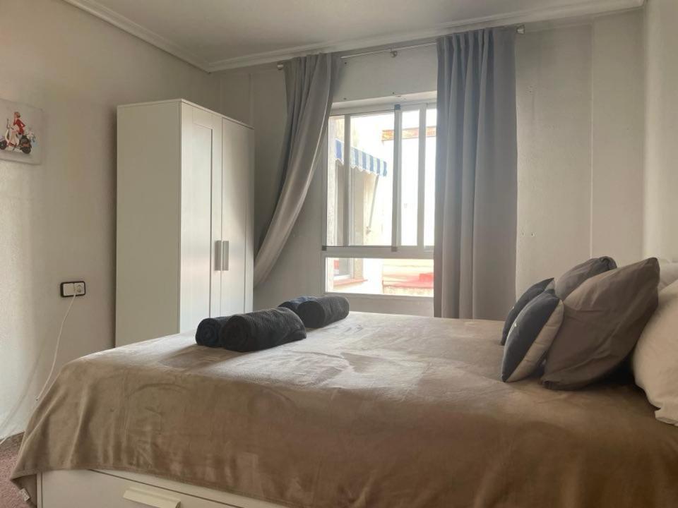 Apartment Piso Grande Amplio Grandes Grupos 4 2 Banos,asc 4ac Y Wifi Alicante