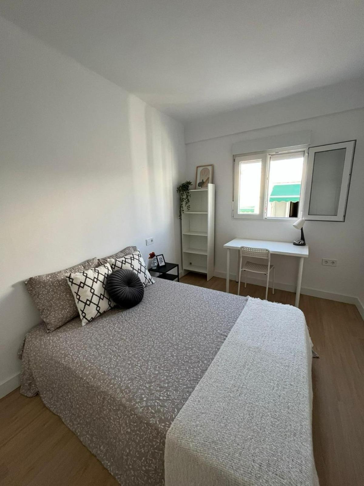 Coliving 2 Sunset Homestay Alicante