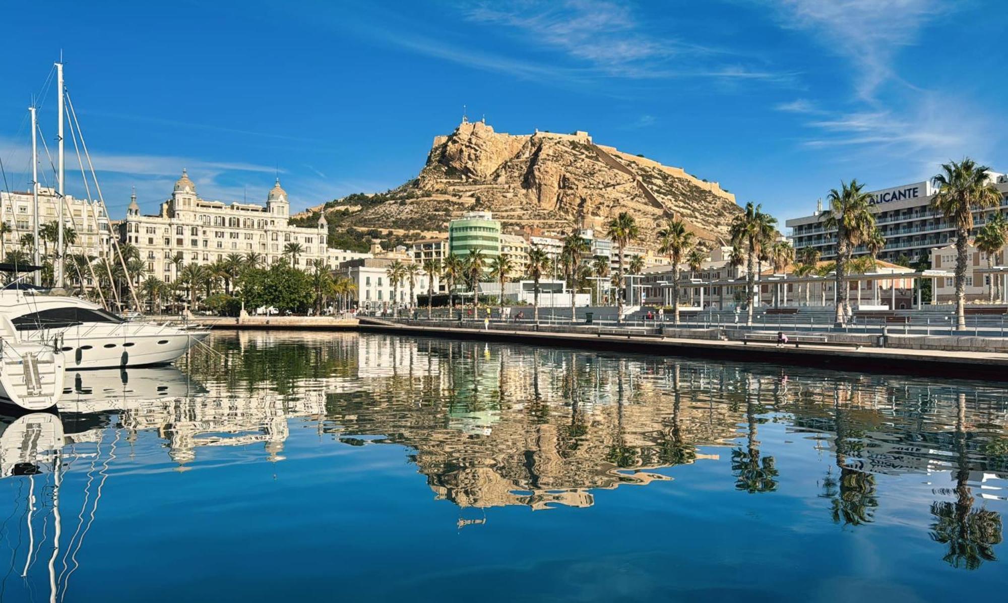 Casa De Sally * Alicante
