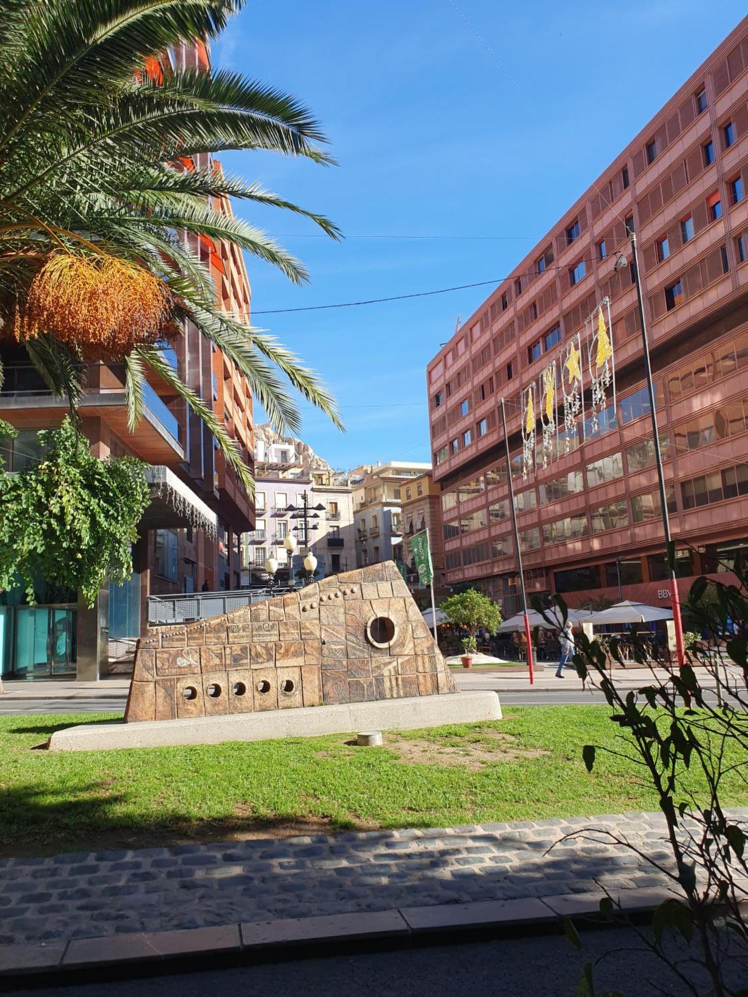 Larambla 3 Bdrm Apartamento *