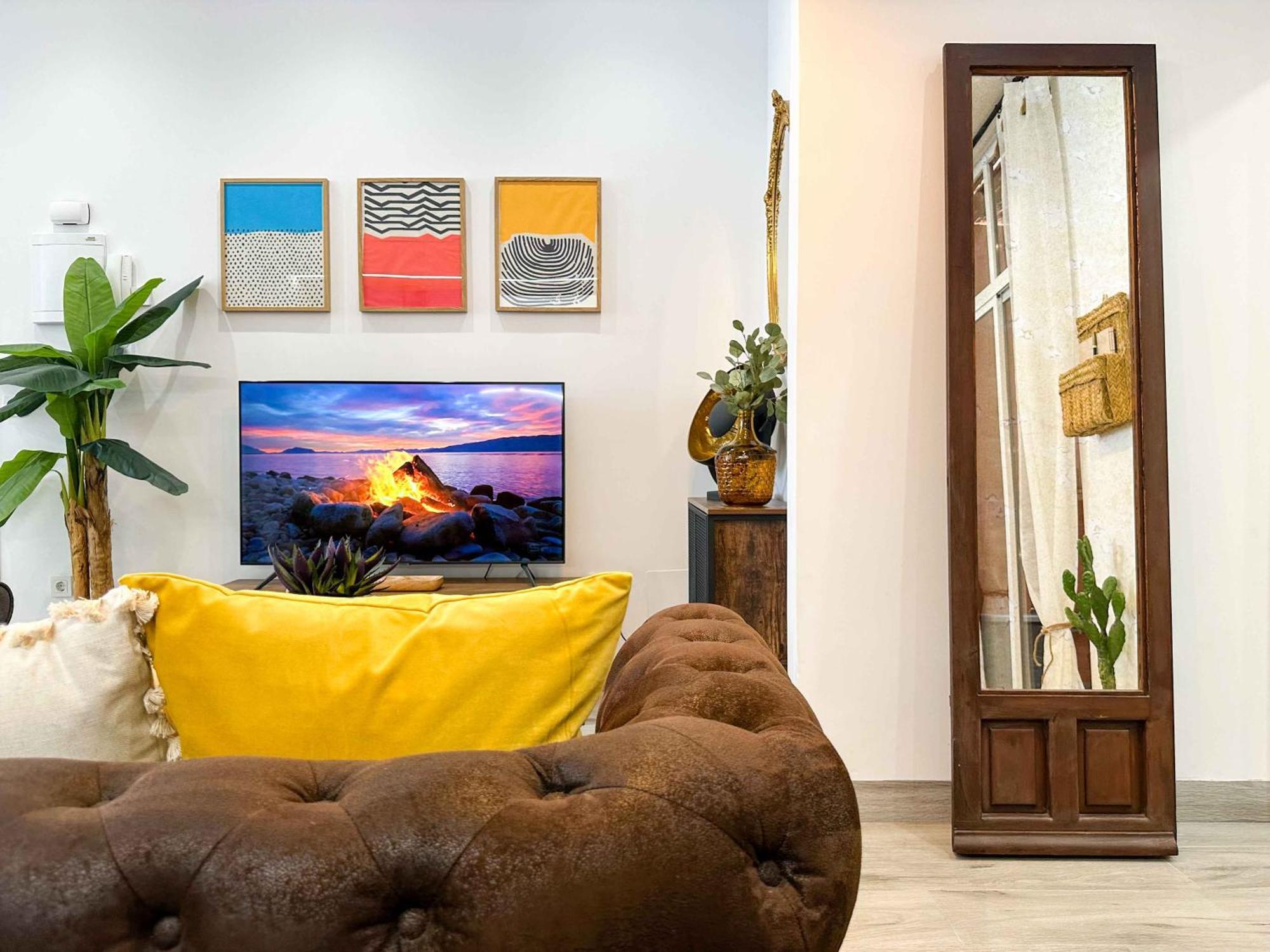 Apartamento Estiloso A Unos Pasos De Plaza Luceros