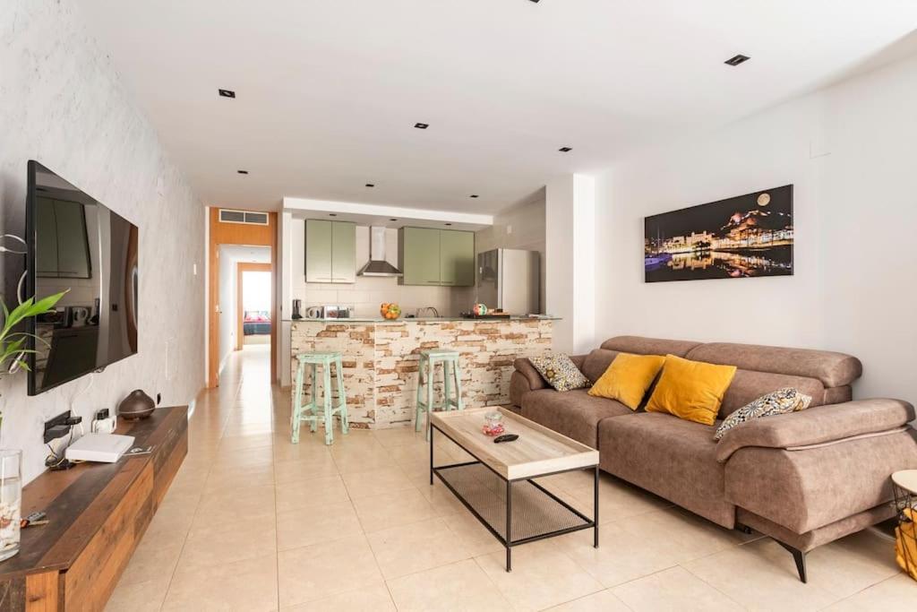 Castelplace Con Plaza De Garage Incluida, Free Parking And Ac Alicante