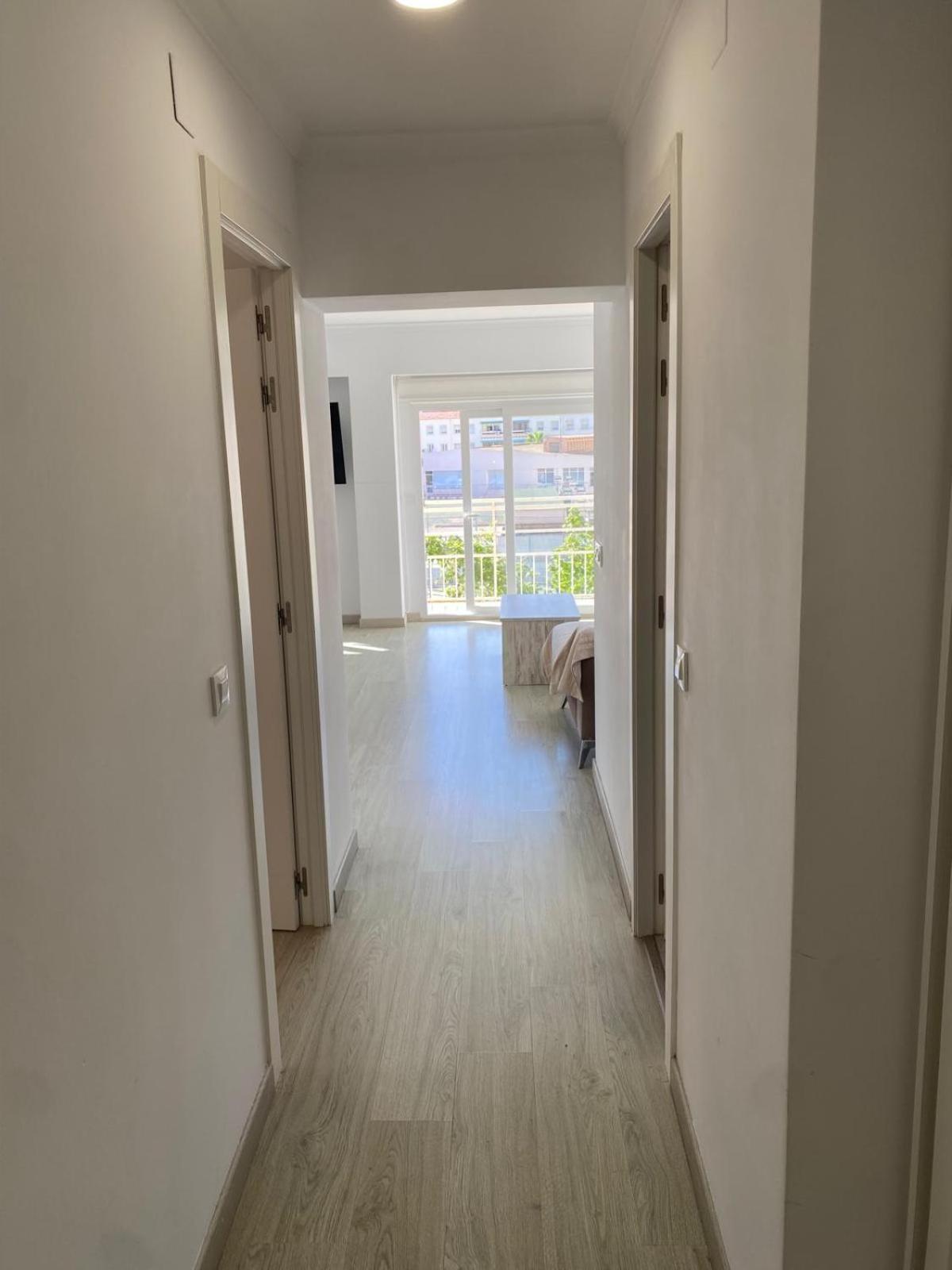 Acogedor Y Reformado Apartamento, Alicante. Appartement Alicante