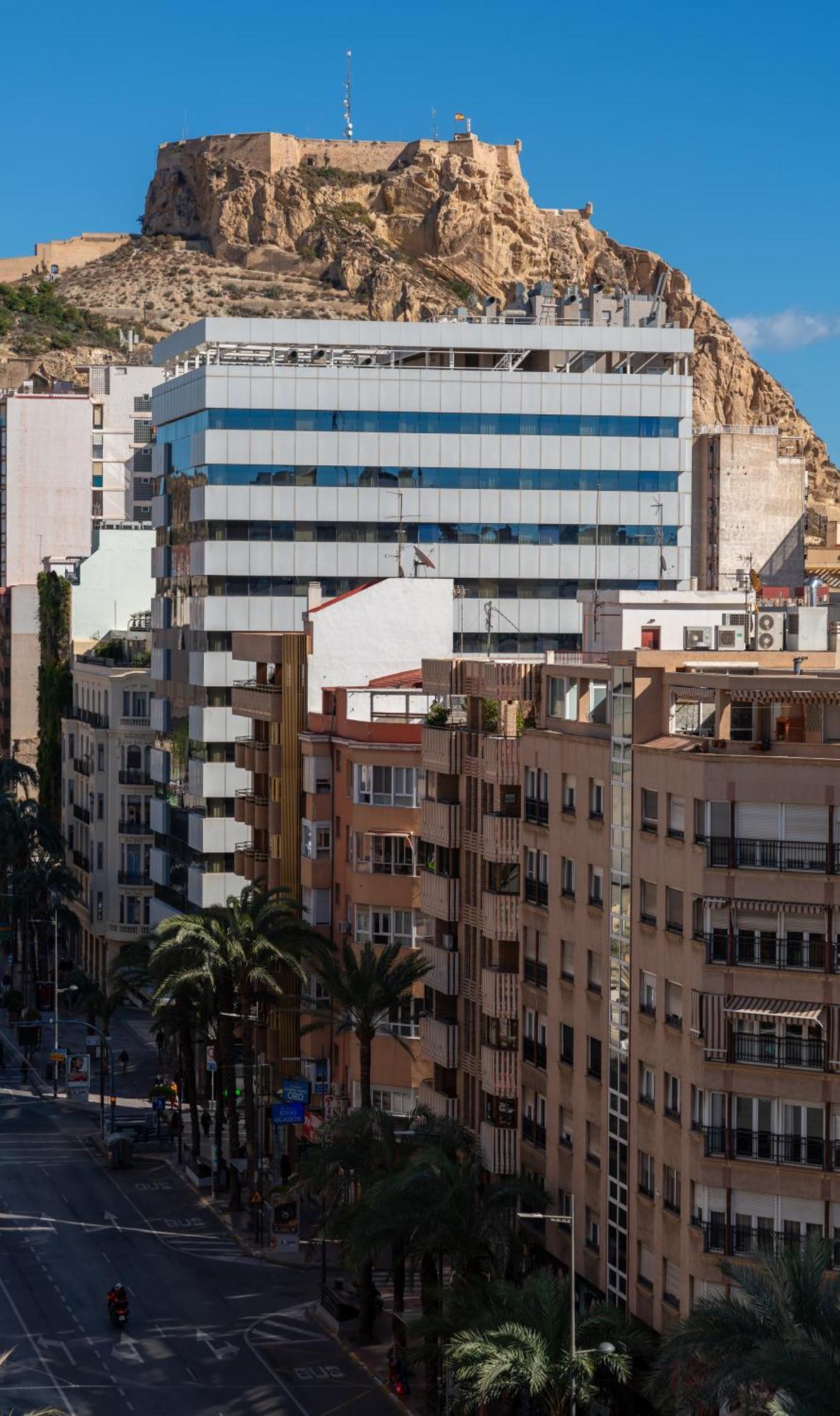 La City Mercado 3*