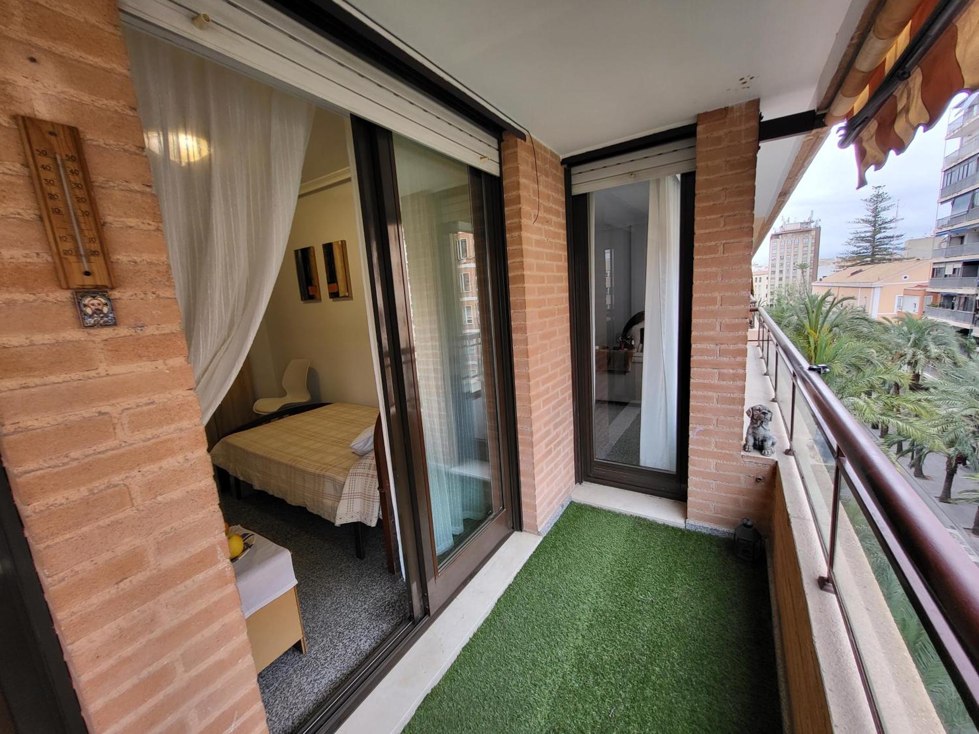 Amistosa, Habitacion Con Balcon, Alicante, Playa, Centro, Rambla, Mercado