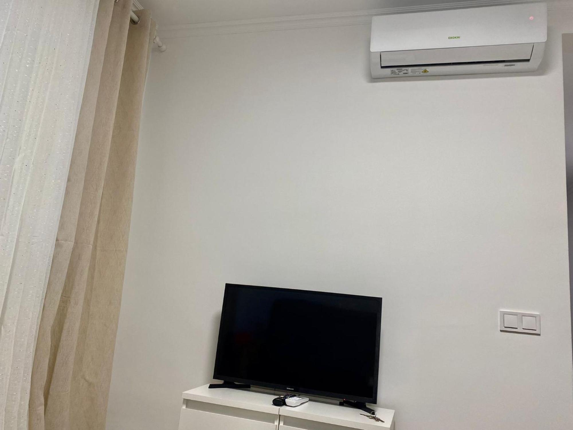 San Mateo Apartment