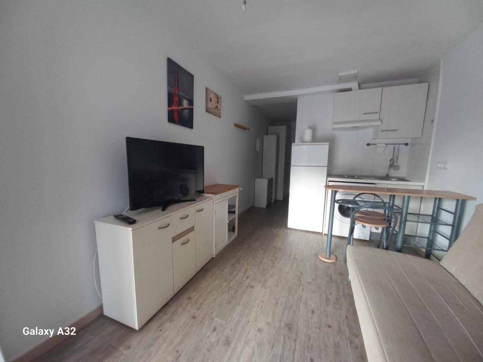 Apartment 1a Linea Con Piscina-playa La Albufereta