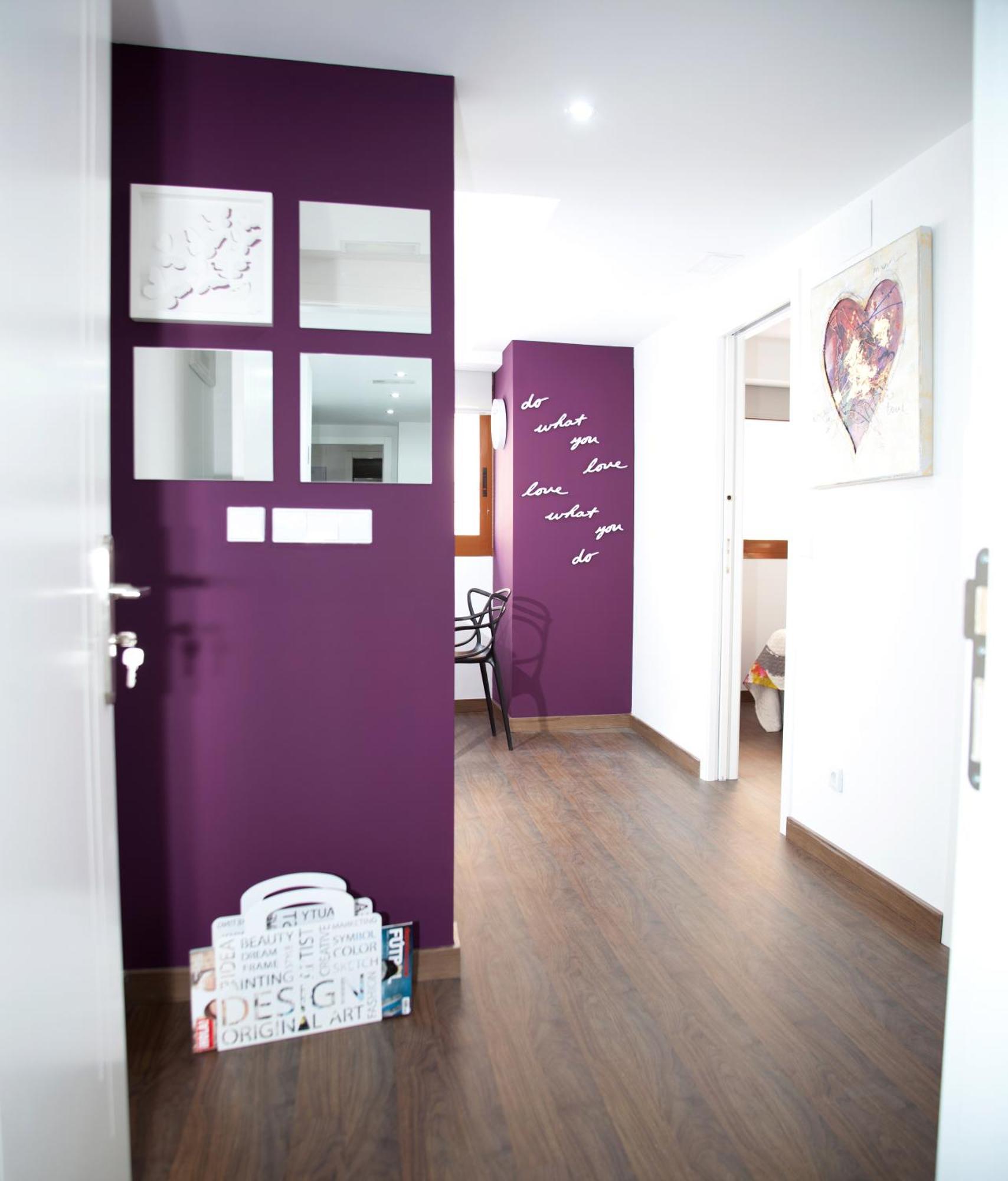 Color Apartment *