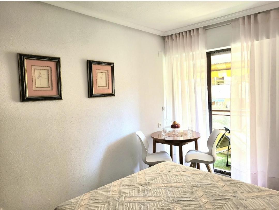 Amistosa, Habitacion Con Balcon, Alicante, Playa, Centro, Rambla, Mercado * Alicante