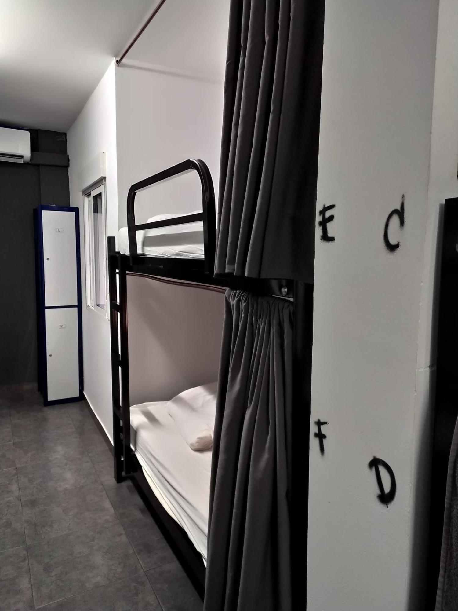 Ole Backpackers Hostel *