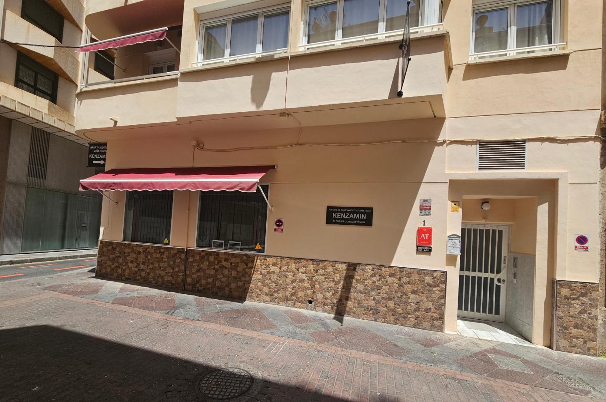 Turisticos Kenzamin Apartment Alicante