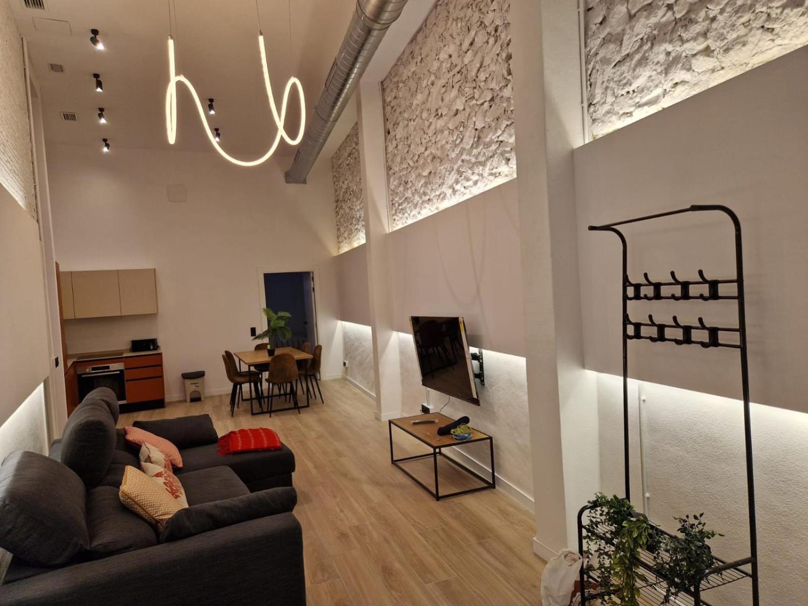 New 2024 Luxury Design Lofts, By Santa Barbara Castle, With Pool Table, Ac And Wifi Apartamento Alicante