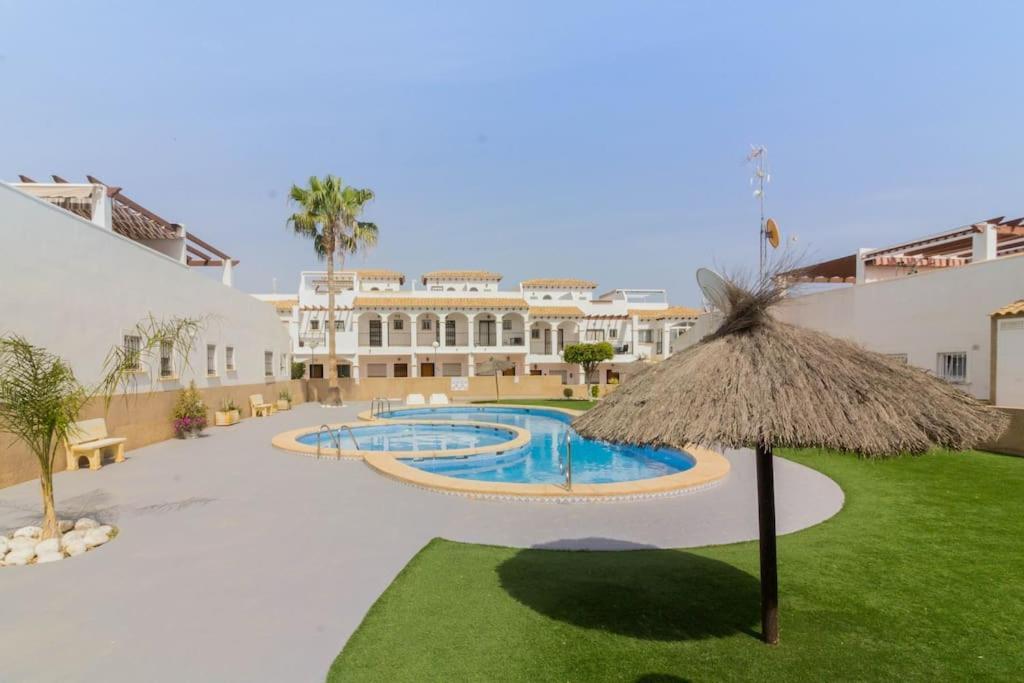 House In Punta Prima - Orihuela Costa *
