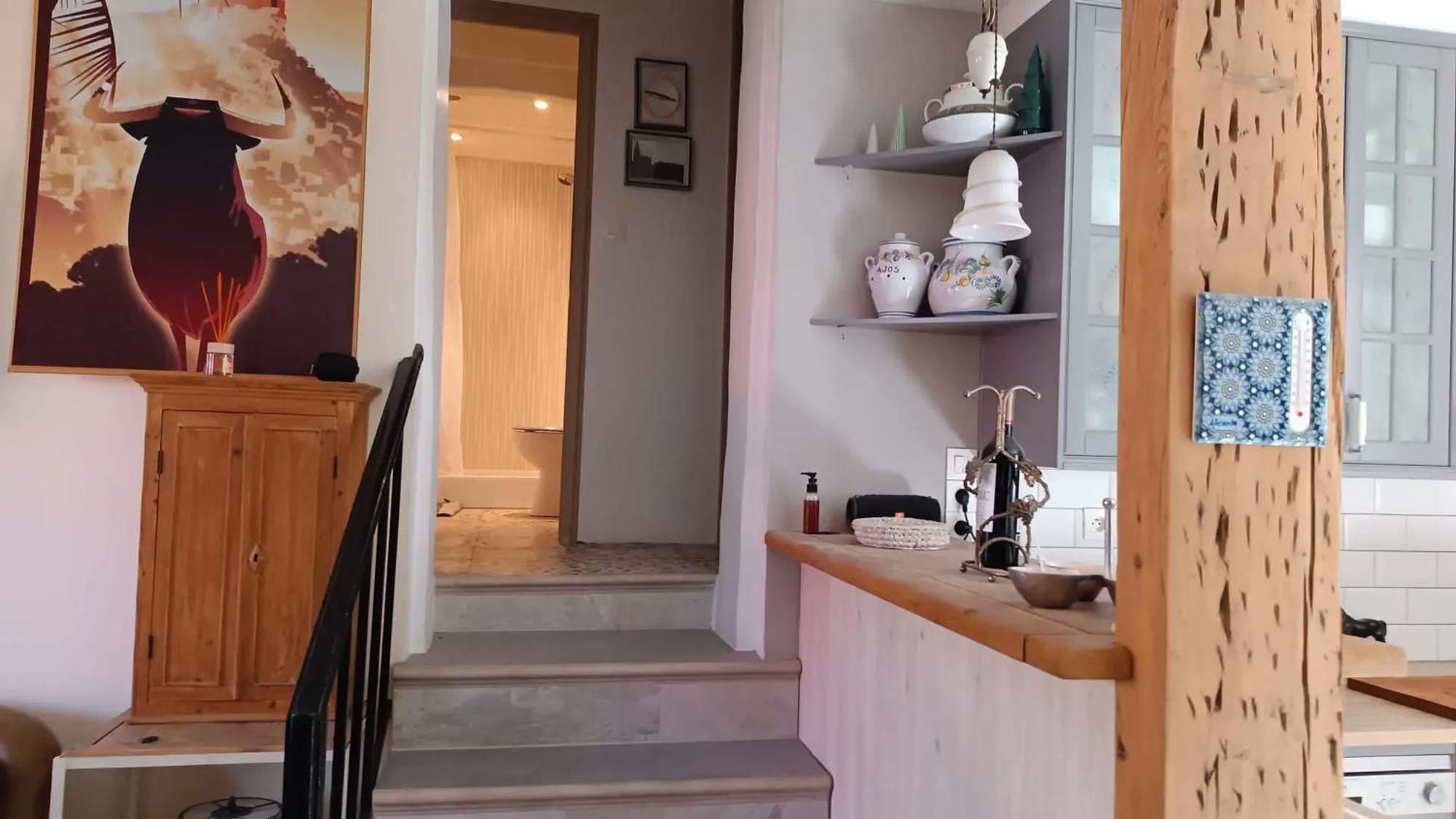 Holiday home Comfortable House With Sea View In + Garden