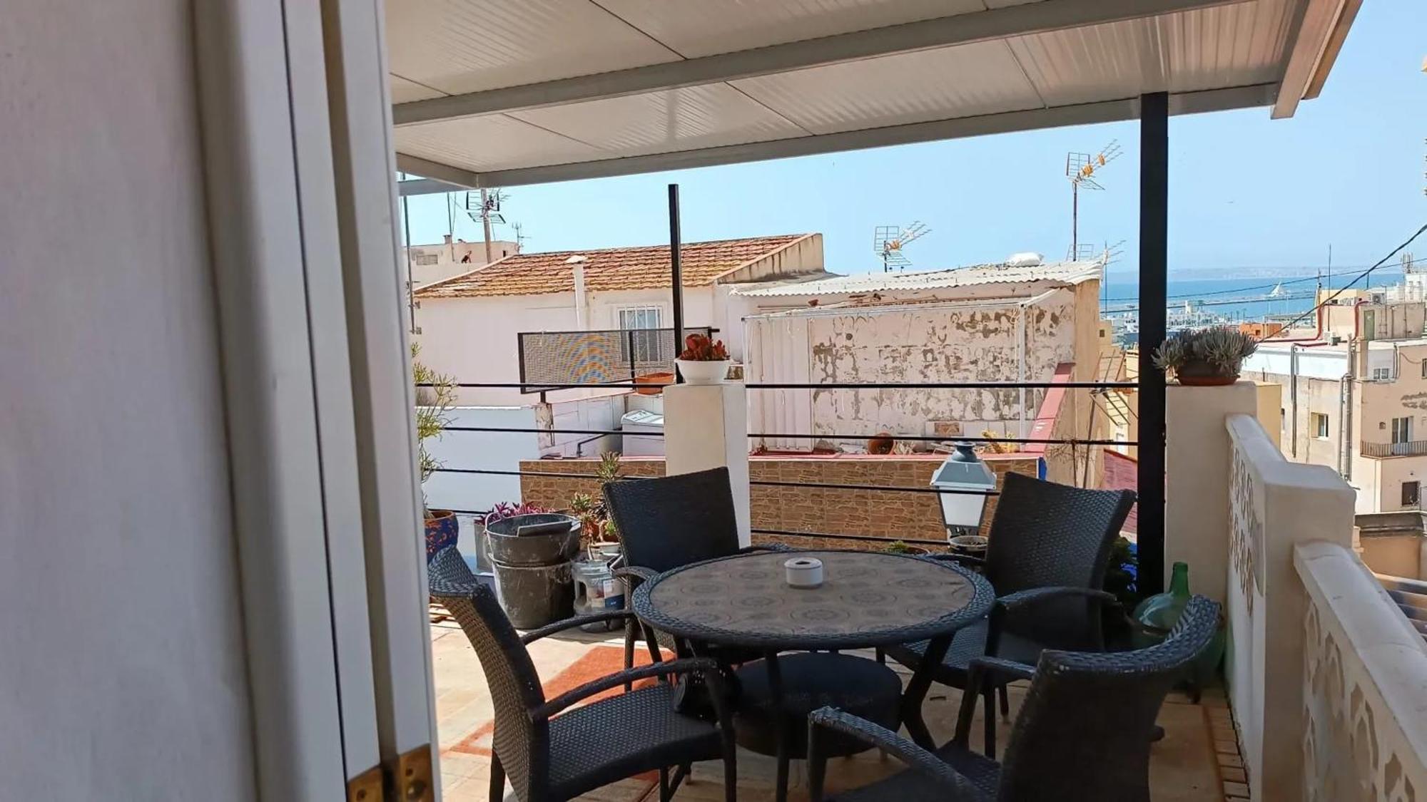 Comfortable House With Sea View In + Garden *