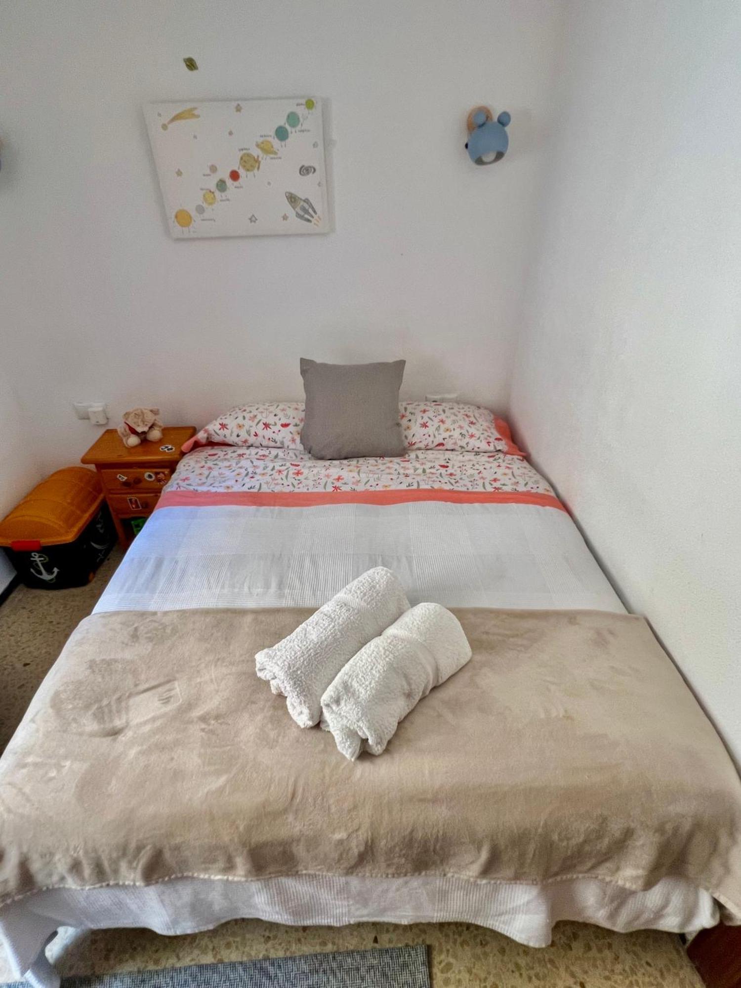 3br - Beachfront Balcony Haven Apartment Alicante
