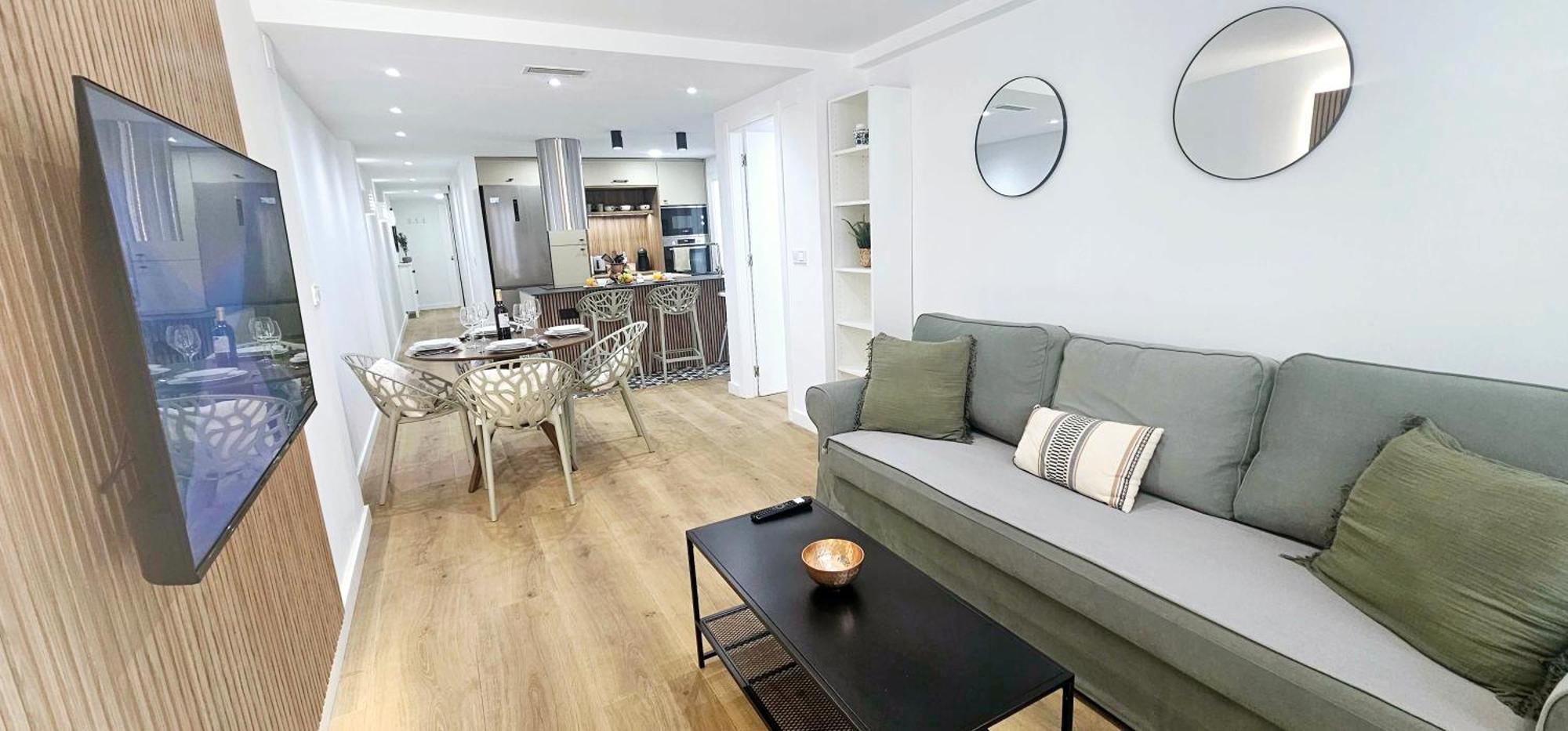 Charlot Center Iii Apartment