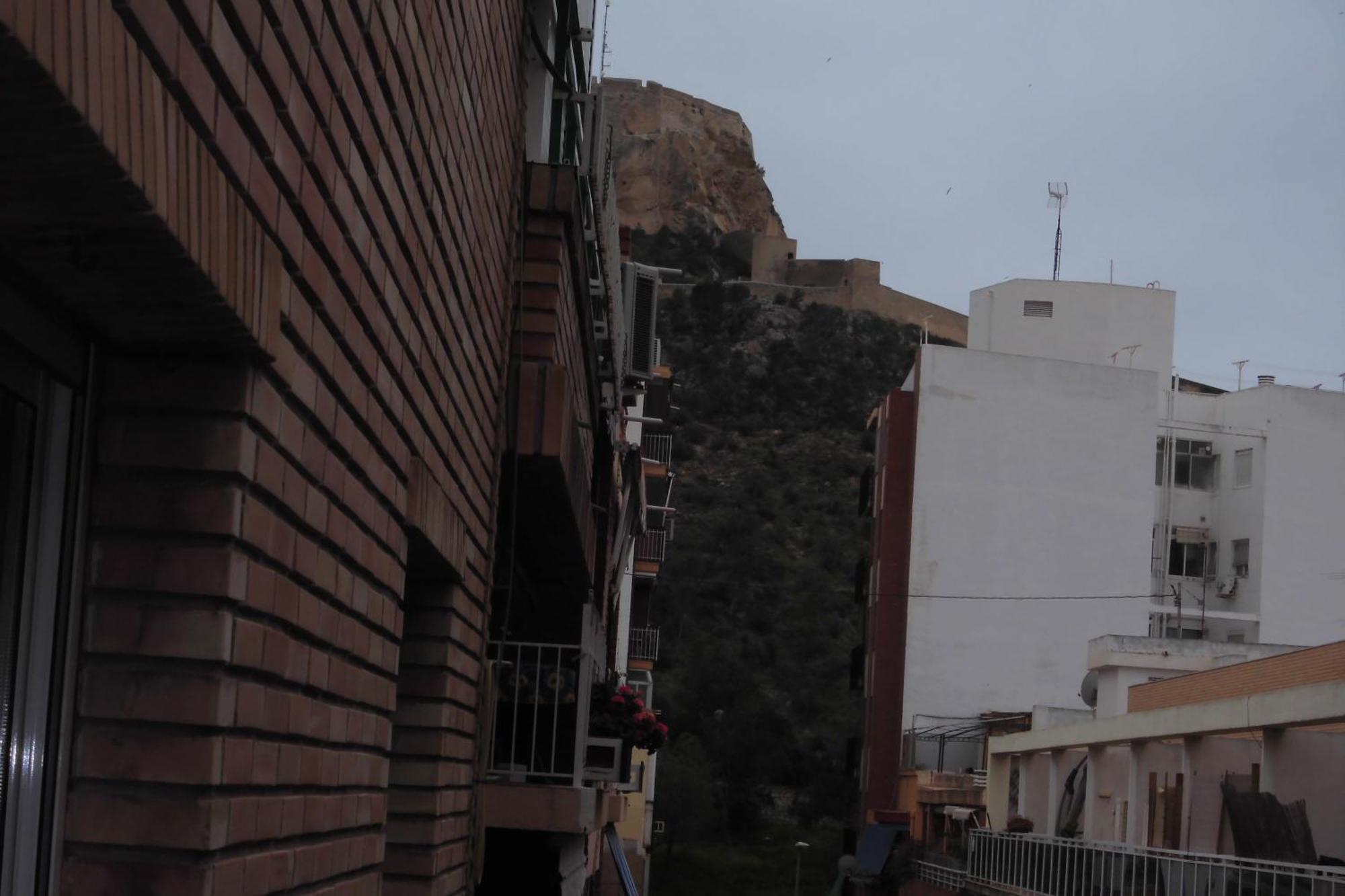 Near To Castle Santa Barbara Apartment *
