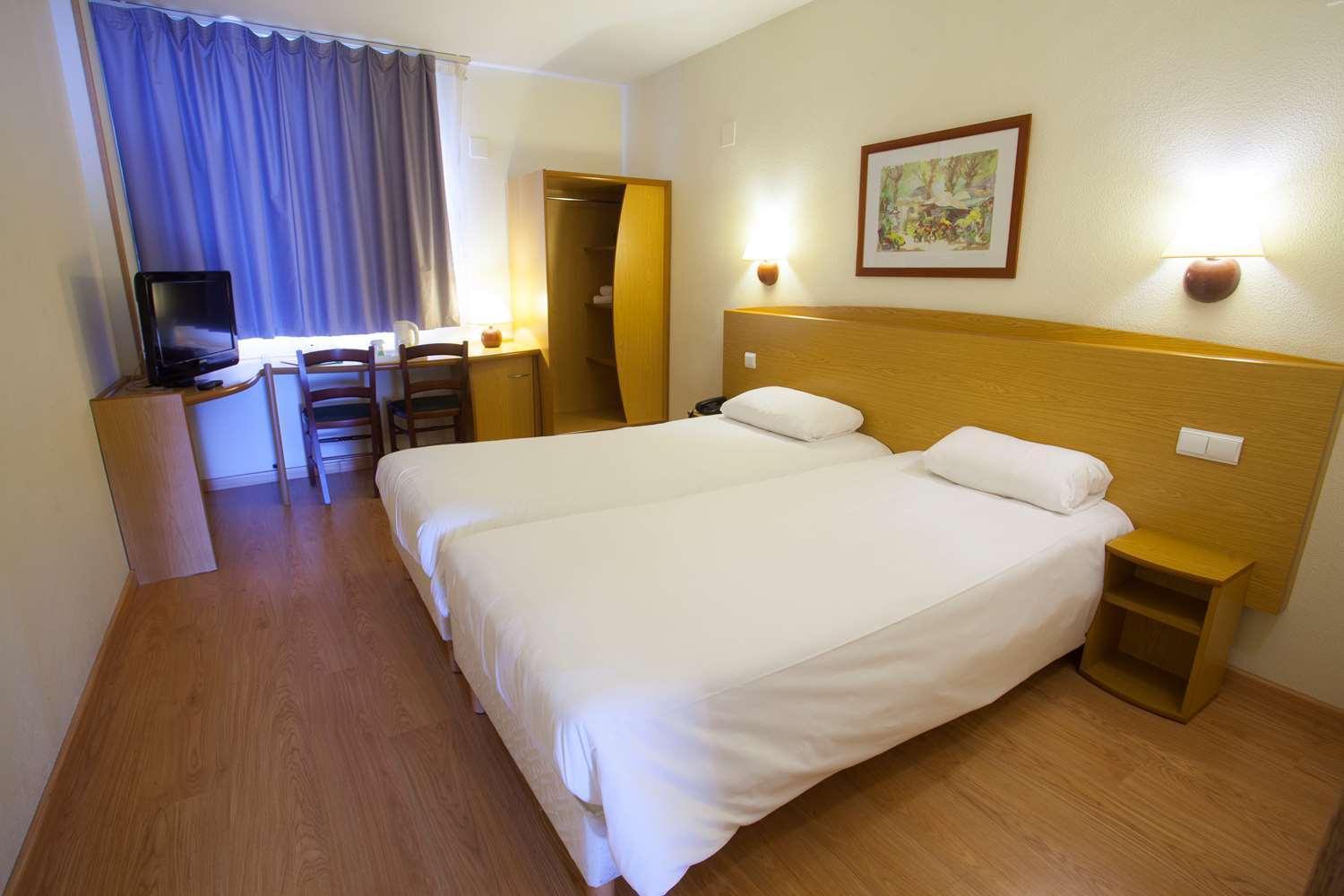 Travelodge Puerto Hotelli 3*
