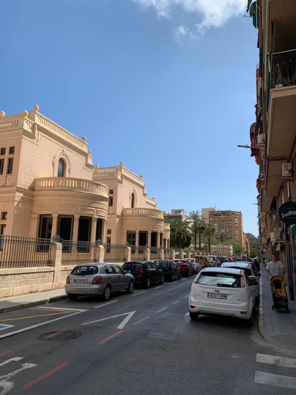 Huoneisto Victory Alicante